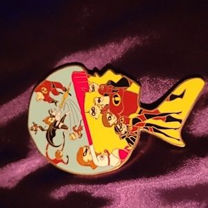 ⚡️RARE LE 50 Incredibles Elastigirls Jumbo Fantasy SILHOUET PIN